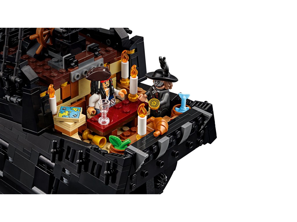 10365 LEGO ICONS Пираты Карибского моря: Черная жемчужина