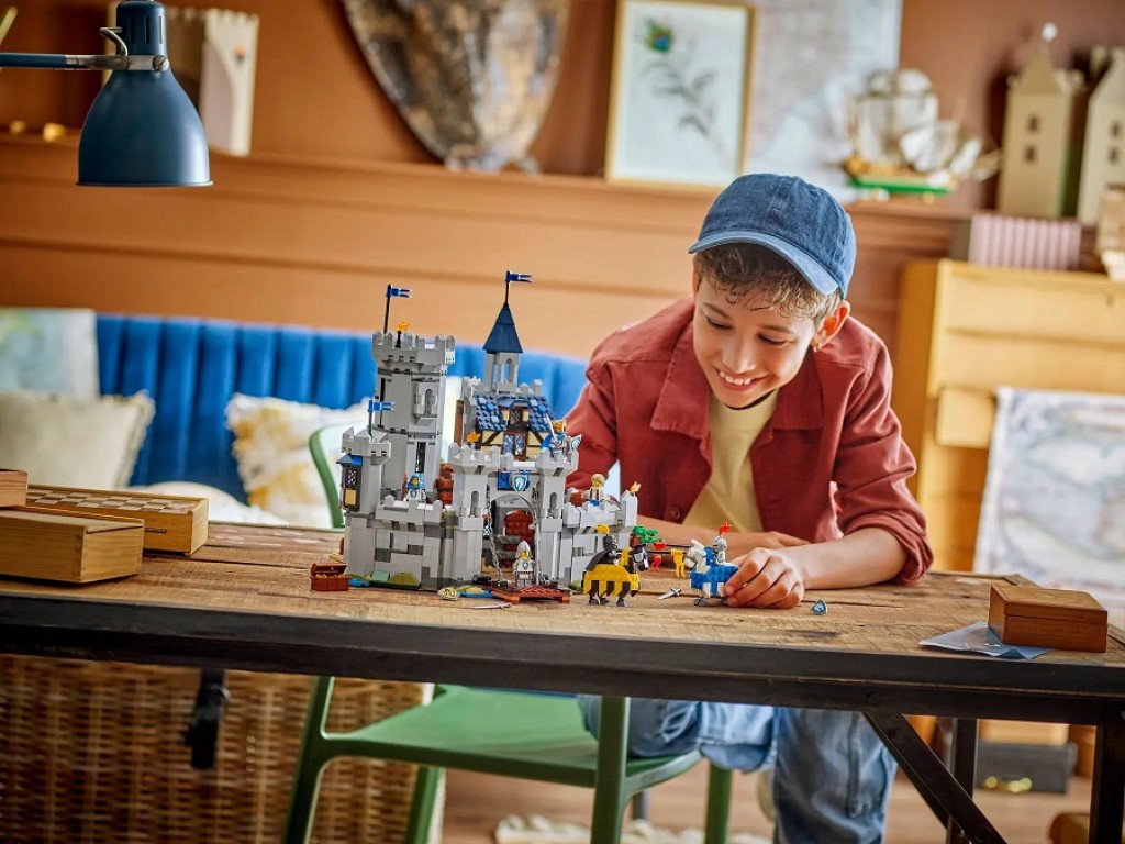 31168 LEGO Creator Средневековый замок конного рыцаря 3 в 1