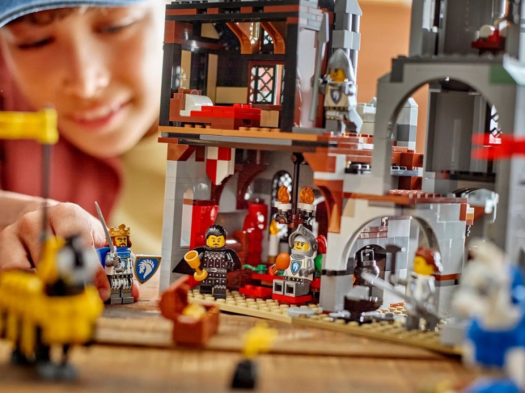 31168 LEGO Creator Средневековый замок конного рыцаря 3 в 1
