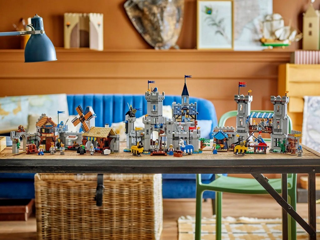 31168 LEGO Creator Средневековый замок конного рыцаря 3 в 1
