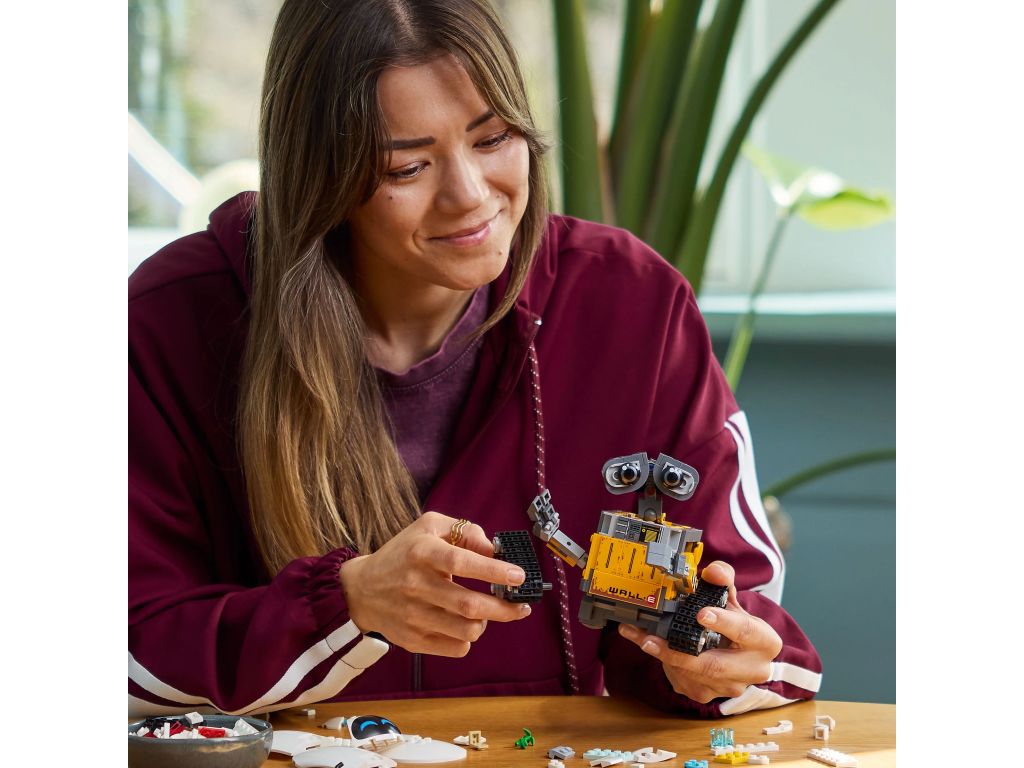 43279 LEGO Disney ВАЛЛ-И и ЕВА