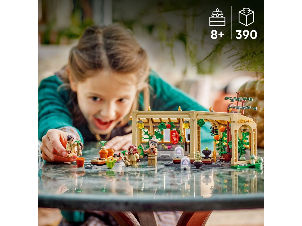 76445 LEGO Harry Potter Замок Хогвартс: Класс Гербологии