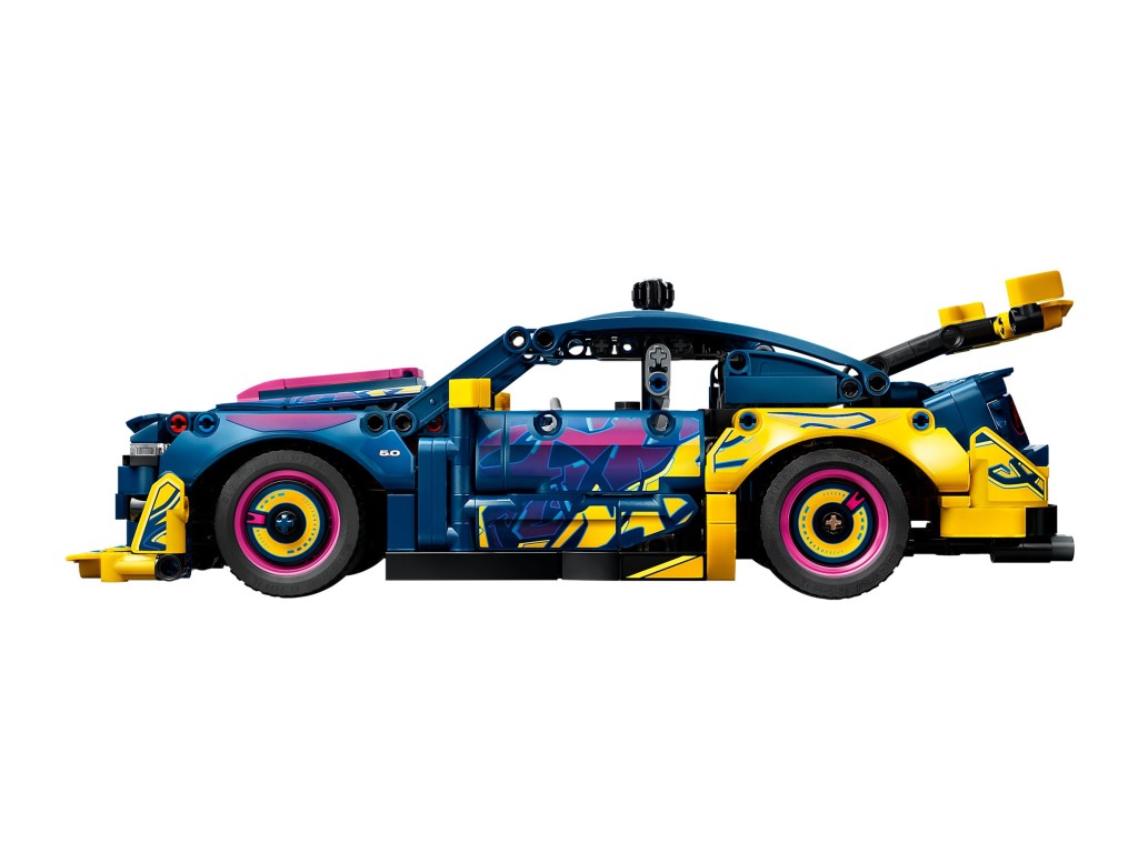 42236 LEGO Technic Кастомный автомобиль Ford Mustang GT