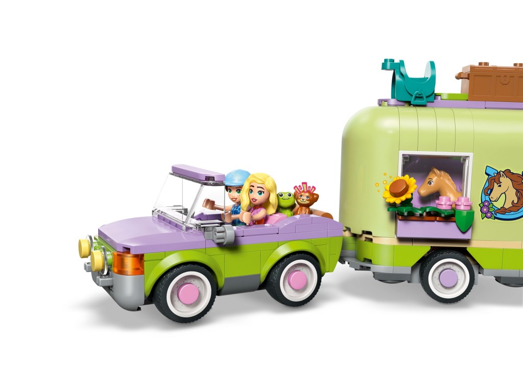 42695 LEGO Friends Прицеп для перевозки лошади и жеребенка