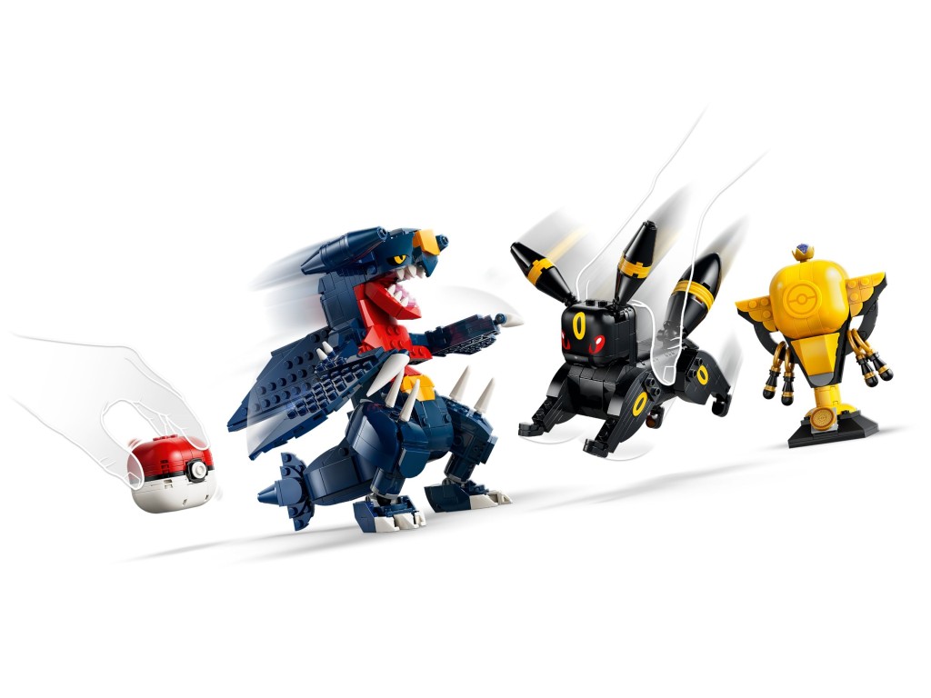 72165 LEGO Pokemon Smart Play Битва за чемпионский титул между Умбреоном и Гарчомпом