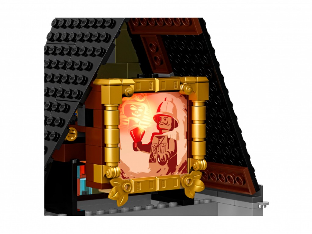 LEGO Creator 10273 Дом с привидениями