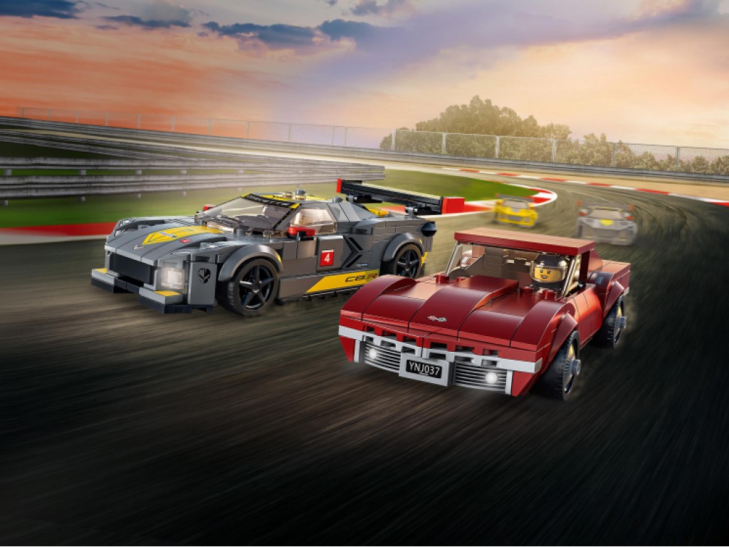 Конструктор LEGO Speed Champions 76903 Chevrolet Corvette C8 R Race Car and 1968 Chevrolet Corvette