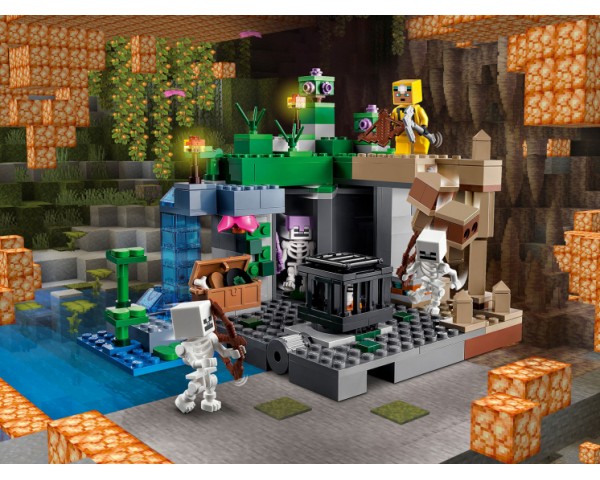 Конструктор LEGO Minecraft 21189 Подземелье скелета