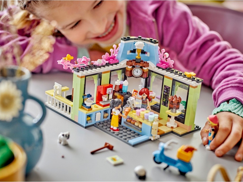 Конструктор 42618 Lego Friends Кафе Хартлейк Сити