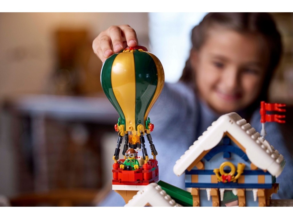 LEGO Icons 10339 Почтовое отделение Санты