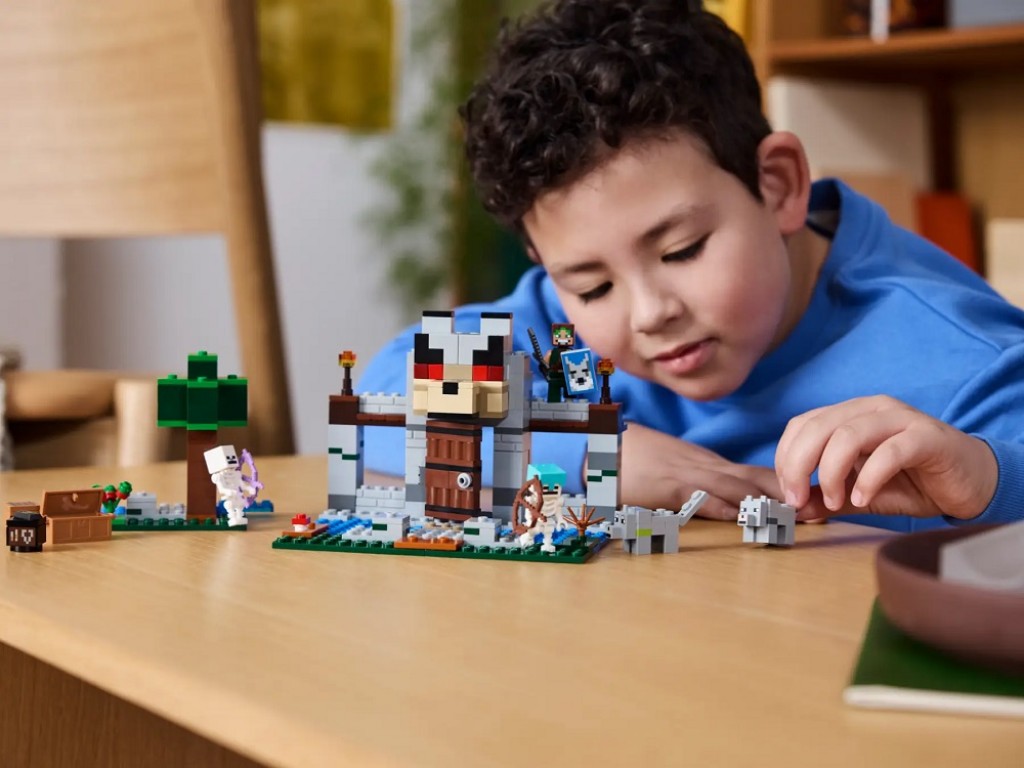 LEGO Minecraft 21261 Волчья крепость