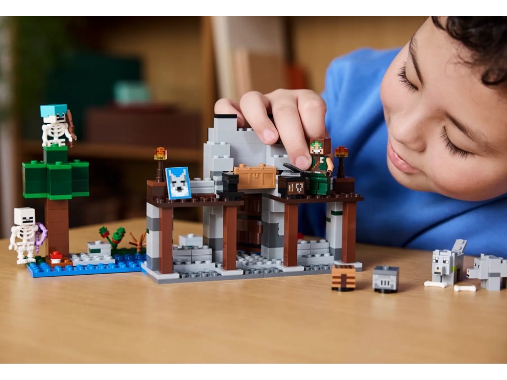 LEGO Minecraft 21261 Волчья крепость