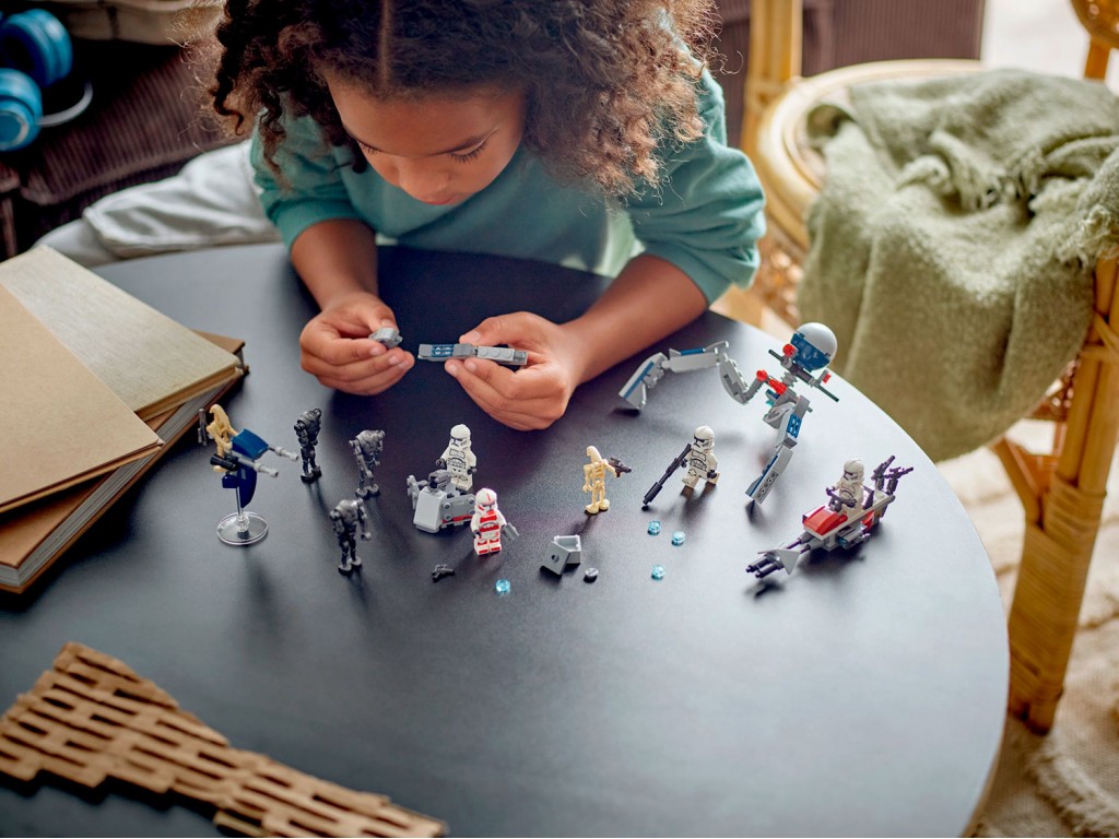LEGO Star Wars 75372 Боевой набор Клон-солдат и боевой дроид