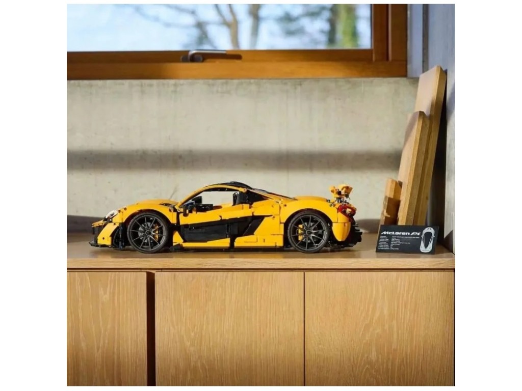 LEGO Technic 42172 McLaren P1