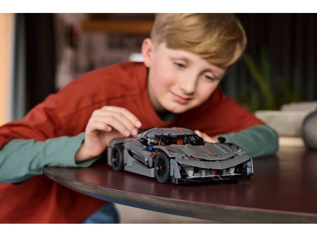 LEGO Technic 42173 Koenigsegg Jesko Absolut