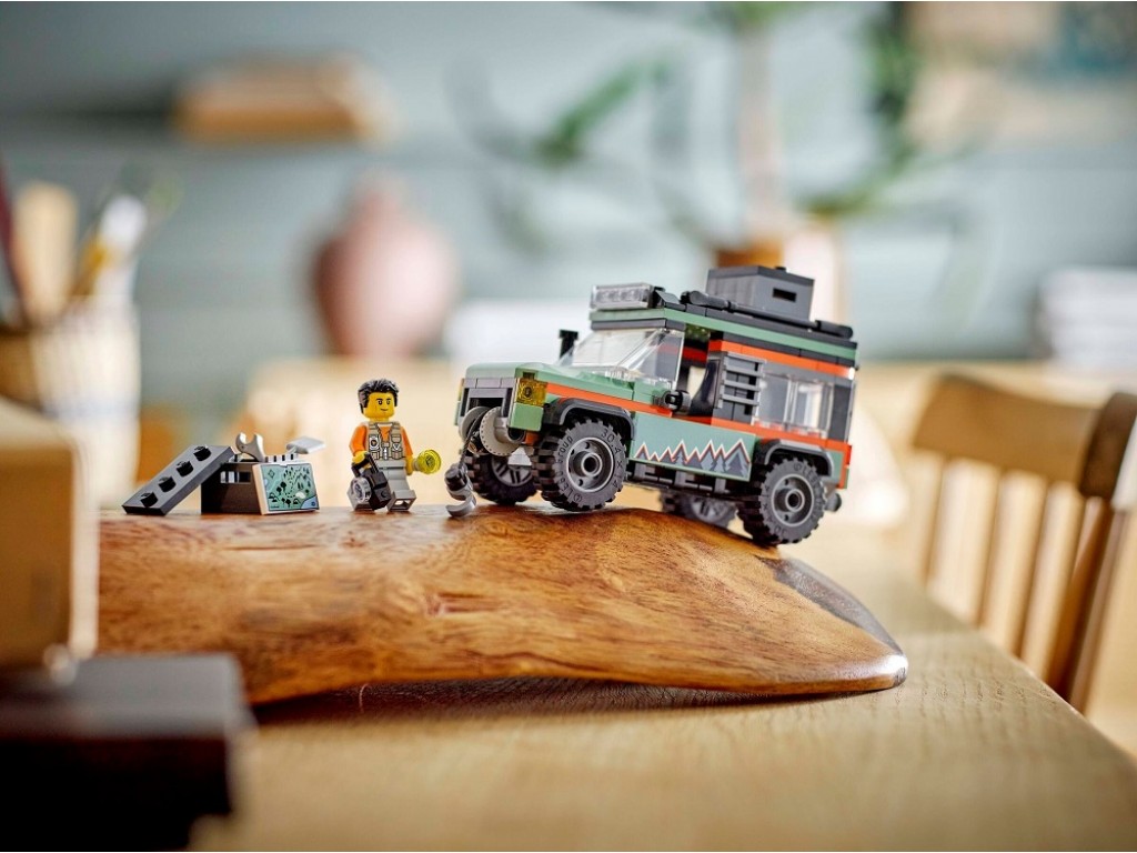 LEGO City 60447 Горный внедорожник 4x4