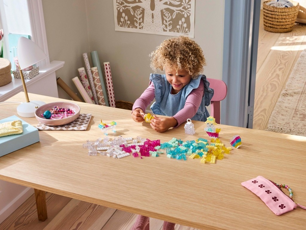 LEGO Classic 11040 Волшебный набор с прозрачными кубиками