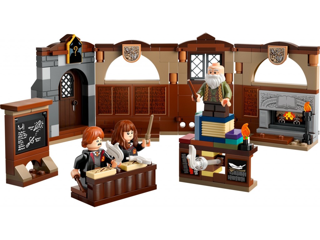 LEGO Harry Potter 76442 Замок Хогвартс: Урок заклинаний