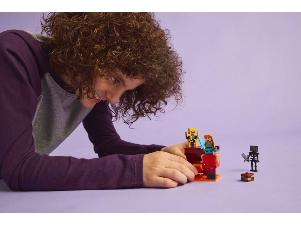 LEGO Minecraft 21266 Битва с лавой в Незере