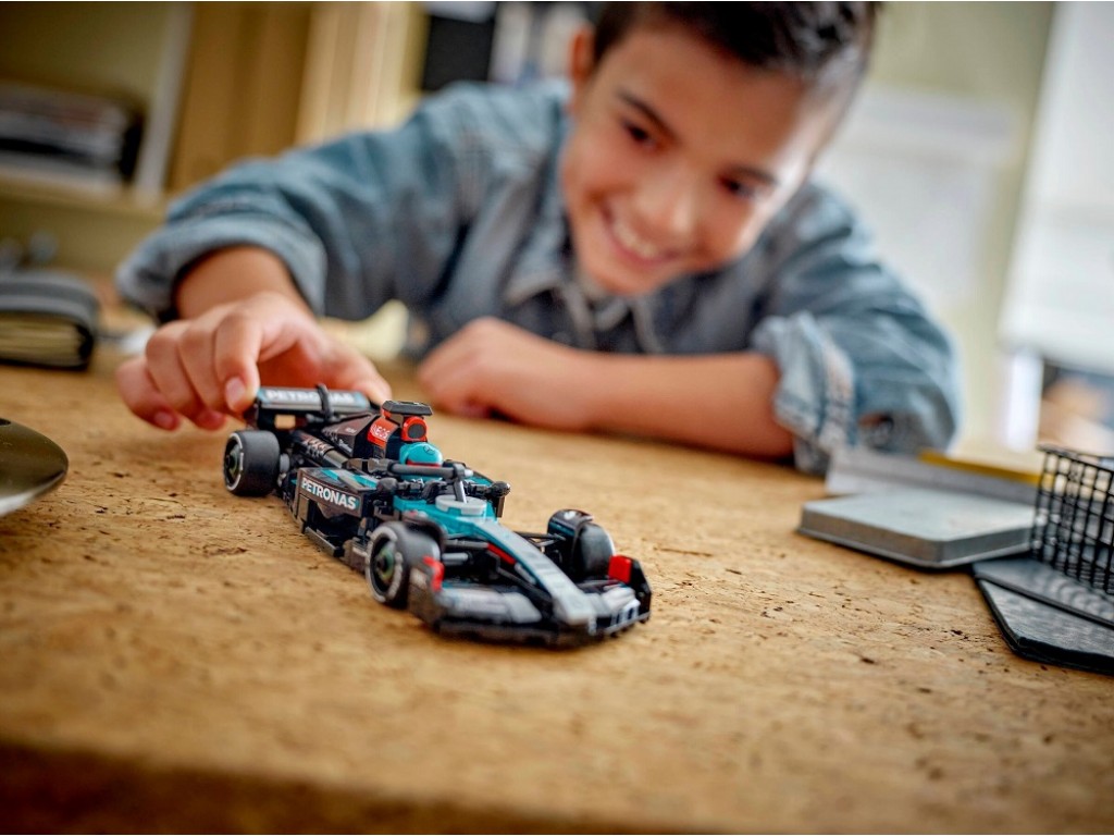 LEGO Speed Champions 77244 Formula 1 Mercedes-AMG W15