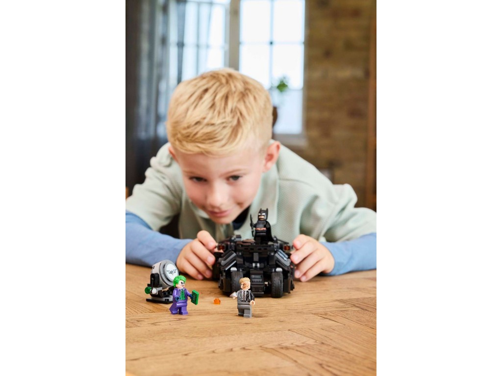 LEGO Super Heroes 76303 Бэтмен на Тумблере против Двуликого и Джокера