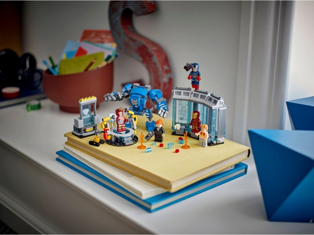 LEGO Super Heroes 76315 Лаборатория Железного Человека: Арсенал