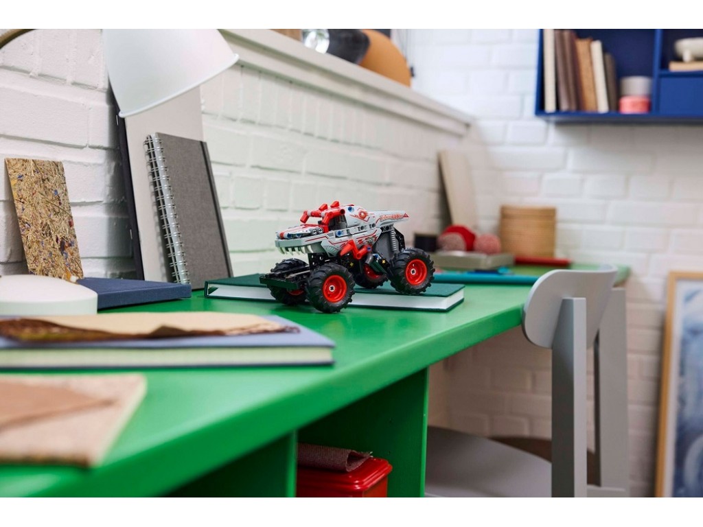 LEGO Technic 42200 Monster Jam ThunderROARus с обратным приводом